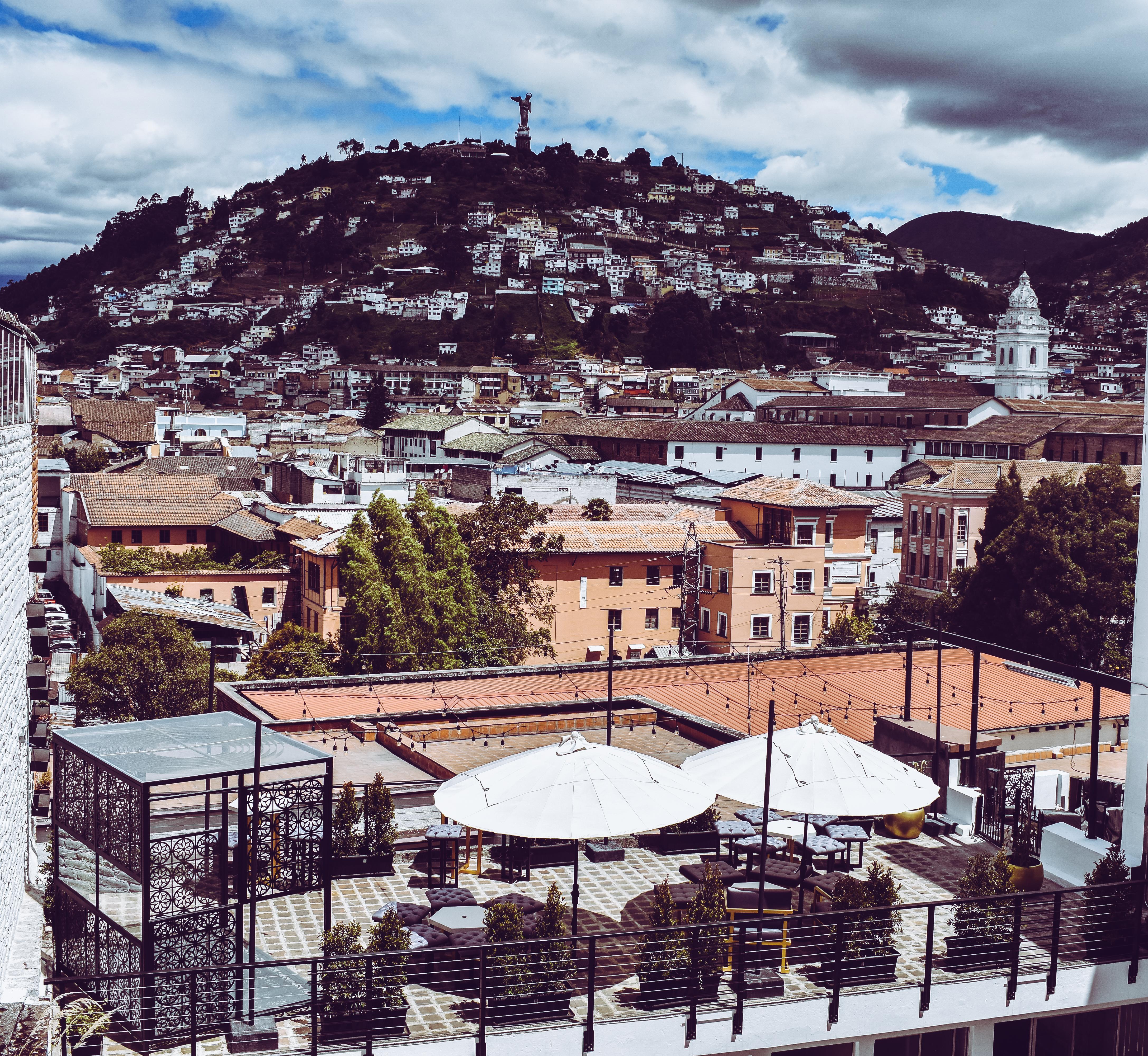 Illa Experience Hotel Quito Esterno foto